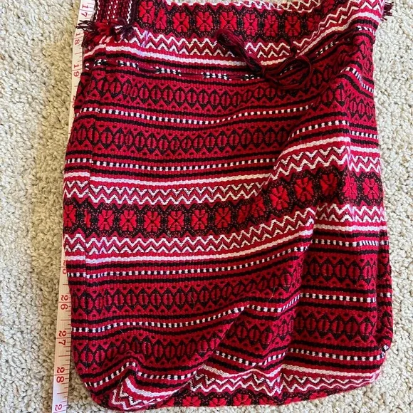 Handmade | Moldovan Knit Bucket Shoulder Bag - Picture 10 of 14